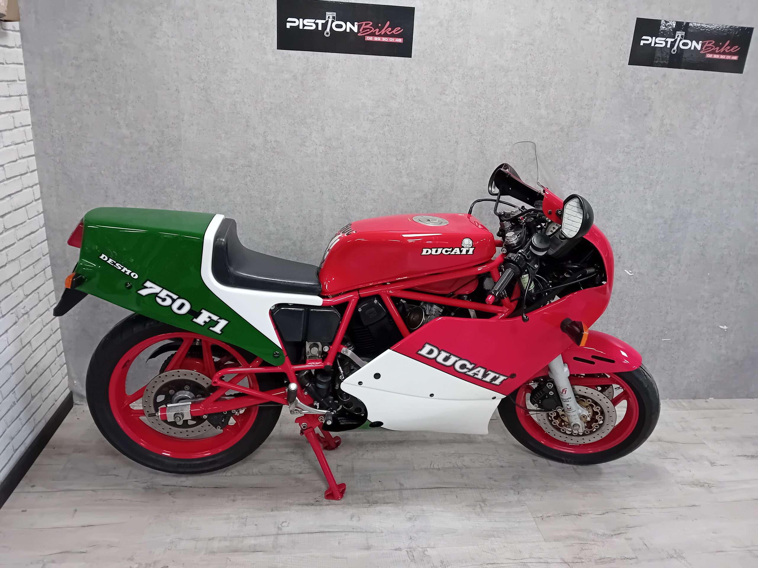 DUCATI 750 F1